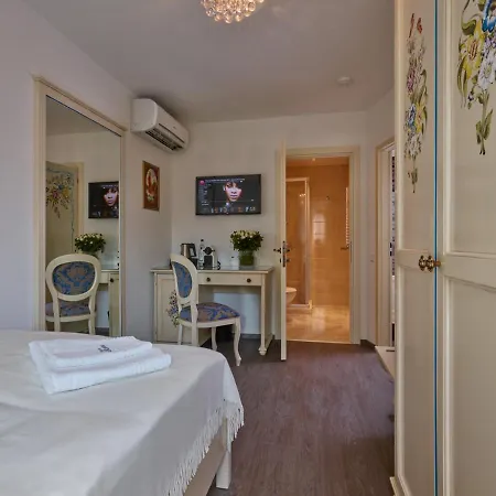 Apartment-Hotel am Rathaus-3